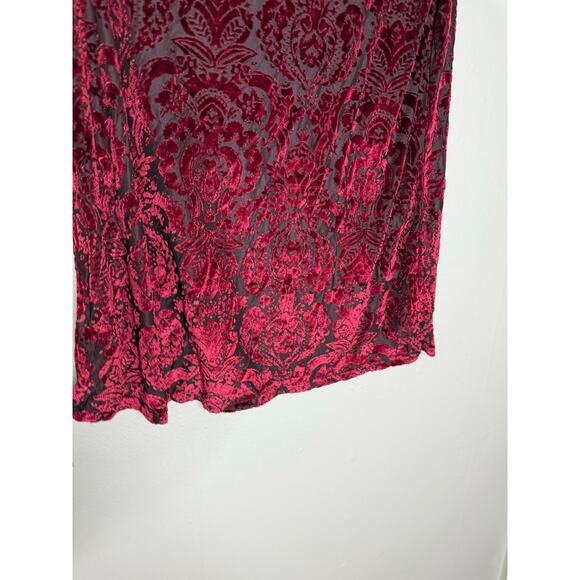 Lucy in the sky red and black velour floral mini dress - Picture 5 of 6